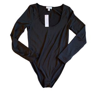 Topshop long sleeve scoop bodysuit in black Size 10